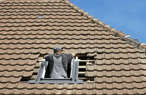 Pose de velux - Valloire-sur-Cisse